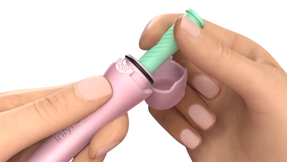 video-screen-shot-of-Inyna-Chic-intermittent-catheter