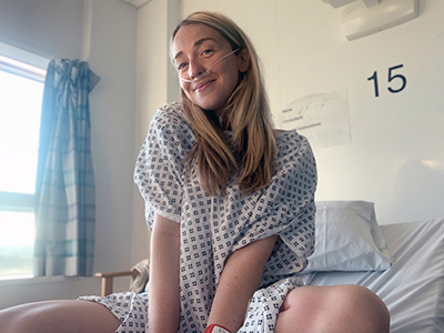 world-continence-week-woman-in-hospital-gown-aoife-fowlers-syndrome